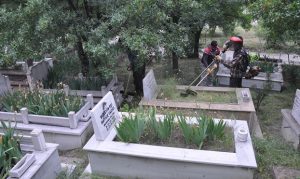 Mezarlıklar  Ziyaretlerine Hazırlanıyor