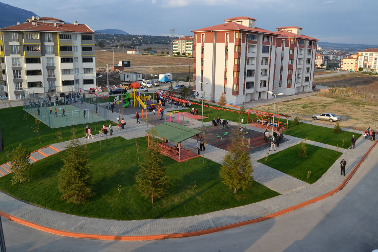 Belediye Evleri Parkının Açılışı Yapıldı