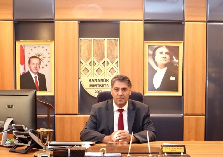 Karabük Üniversitesi Rektörü Prof. Dr. Refik Polat’ın 29 Ekim Cumhuriyet Bayramı mesajı