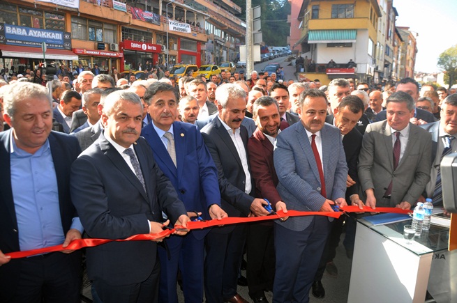 AK Parti Yenice İlçe Başkanlığının yeni binasının açılışı yapıldı