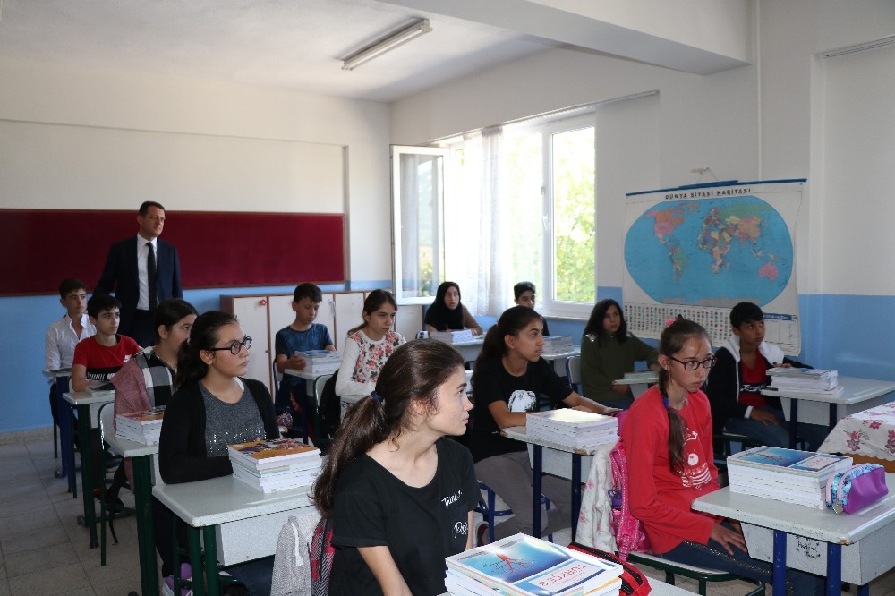 Safranbolu’da 10 bin öğrenci ders başı yaptı