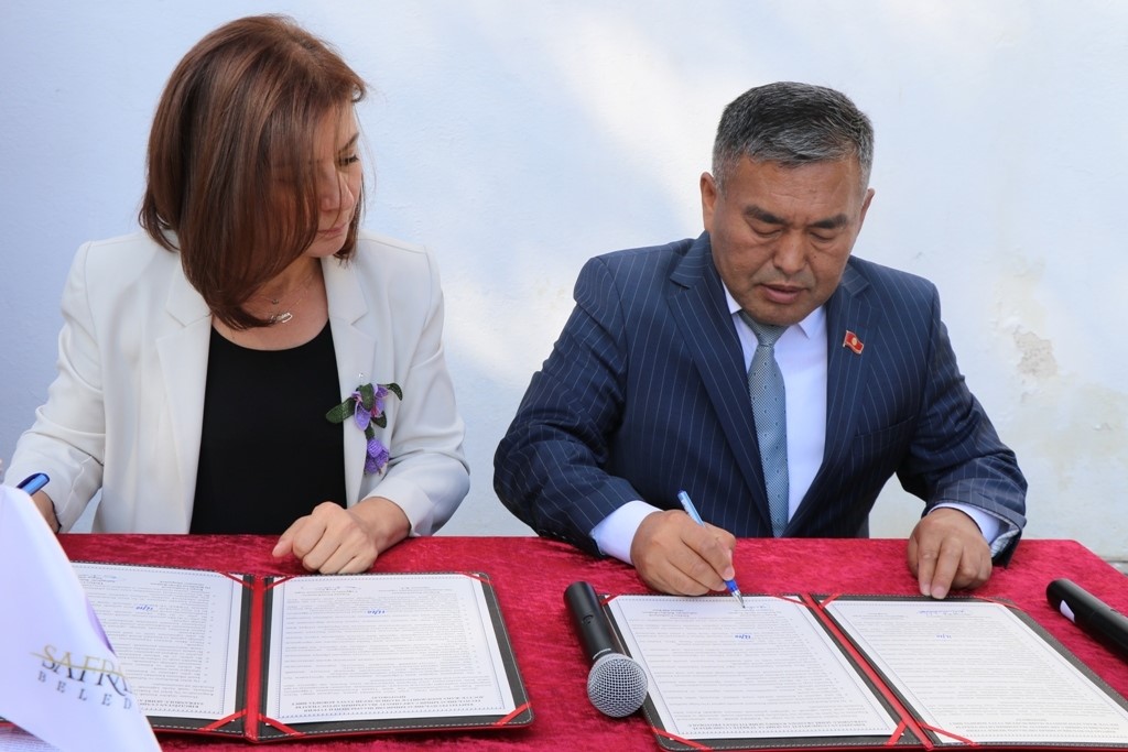 Kırgızistan Oş Şehri İle Kardeş Şehir Protokolü İmzalandı