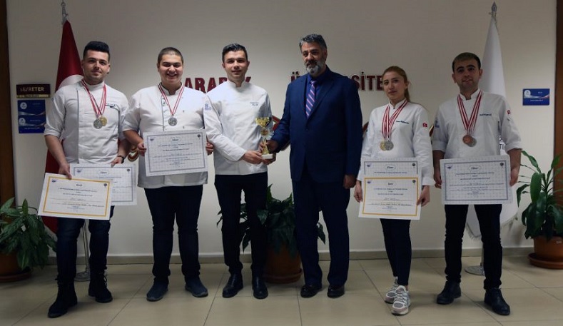 KBÜ’lü öğrenciler, Gastronomi Festivali’nden ödüllerle döndü