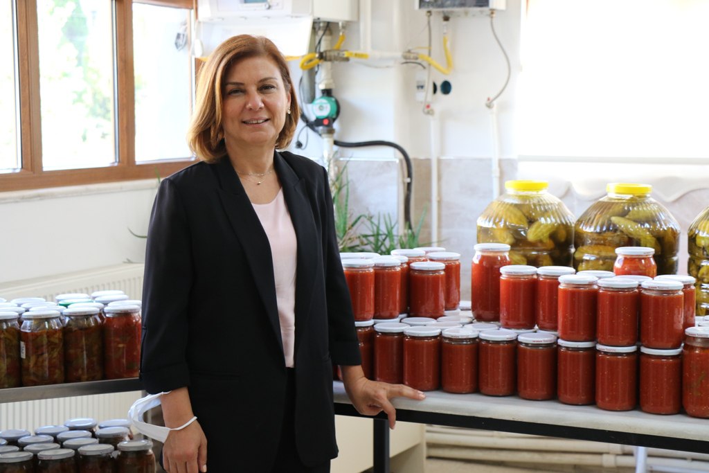Safranbolu Belediyesi kışlık konserve üretimine başlıyor