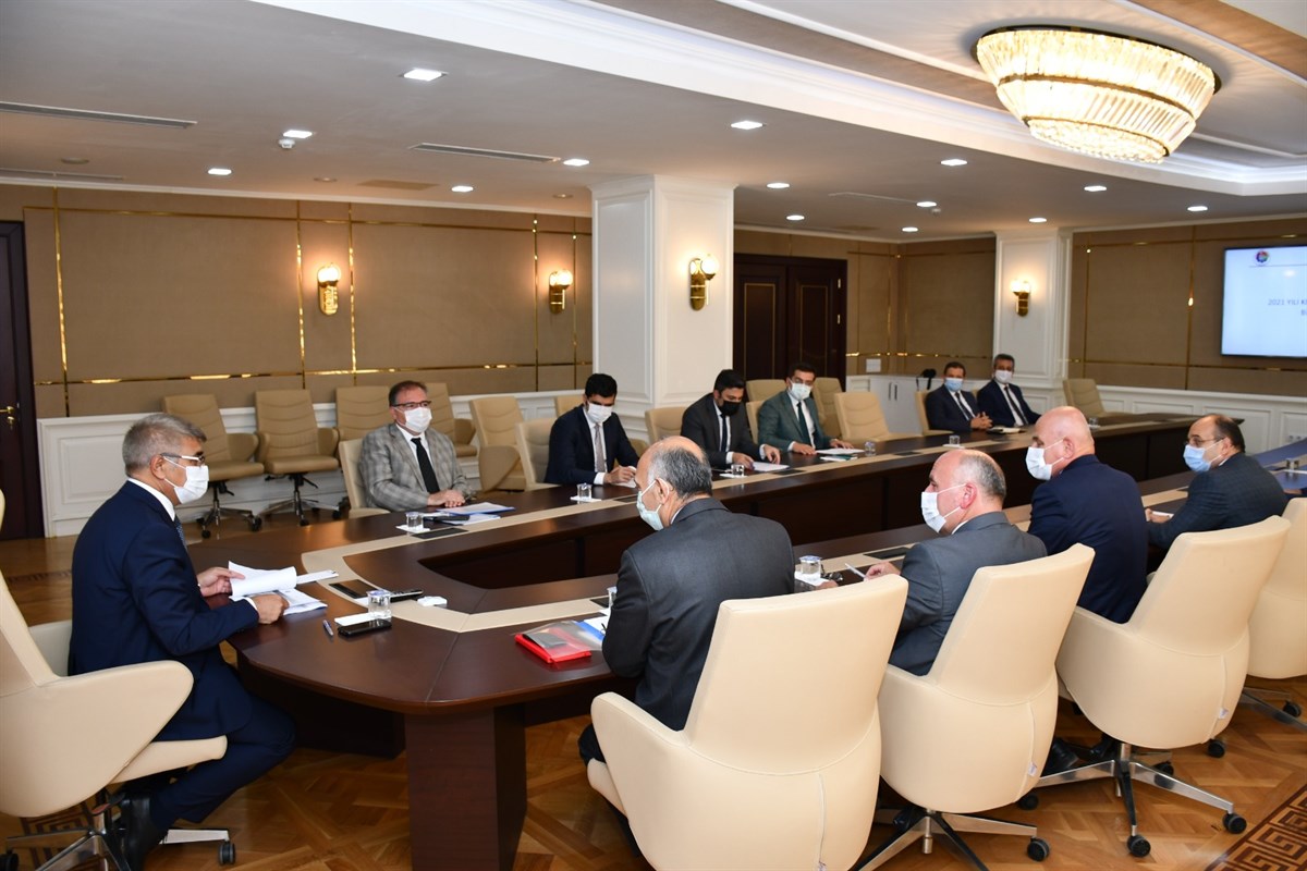 KÖYDES Tahsisat Komisyonu Toplantısı Vali Gürel Başkanlığında Yapıldı.
