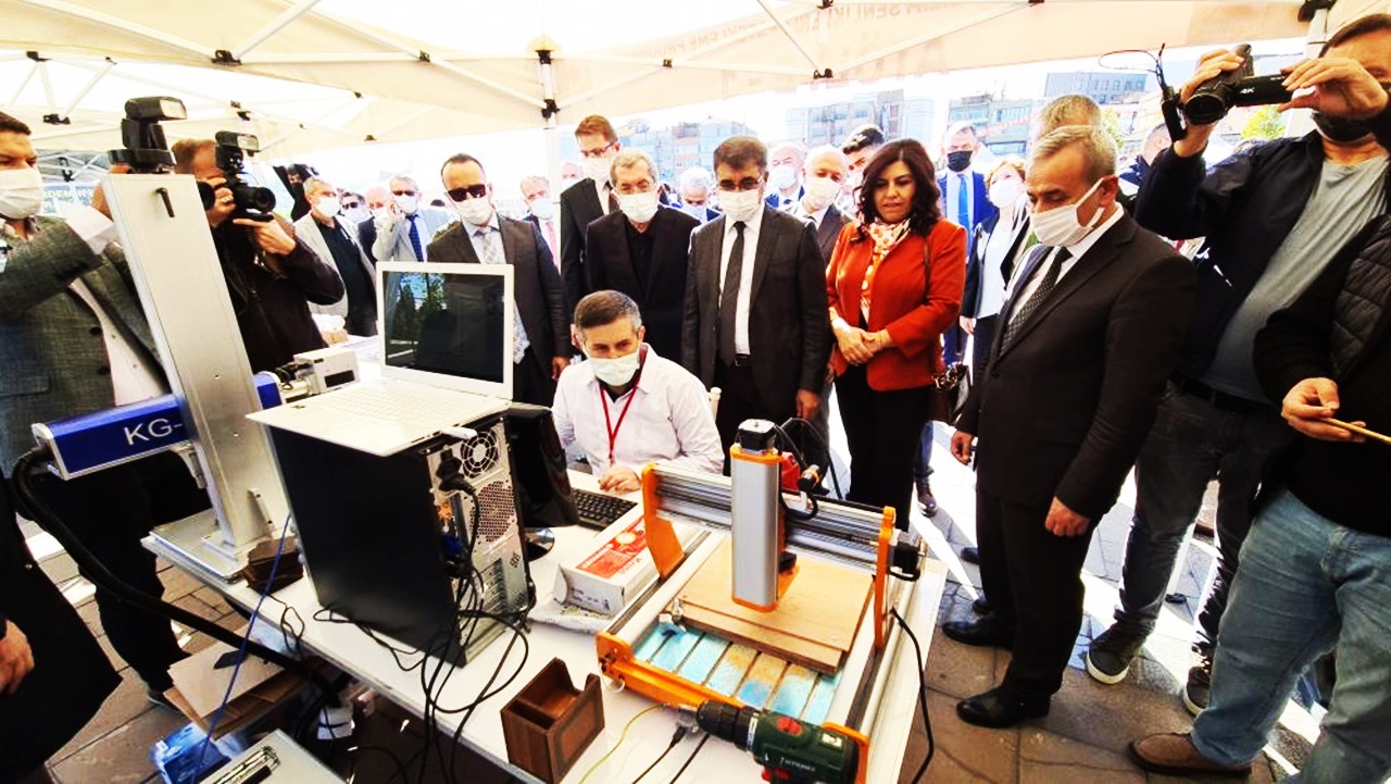 “Karabük Bilim Şenliği; Emeğin Başkent Bilimle Buluşuyor” projesi açıldı