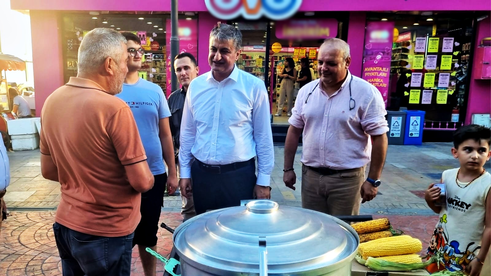 Karabük’e önceki gün gelen ve görevine başlayan Vali Mustafa Yavuz,