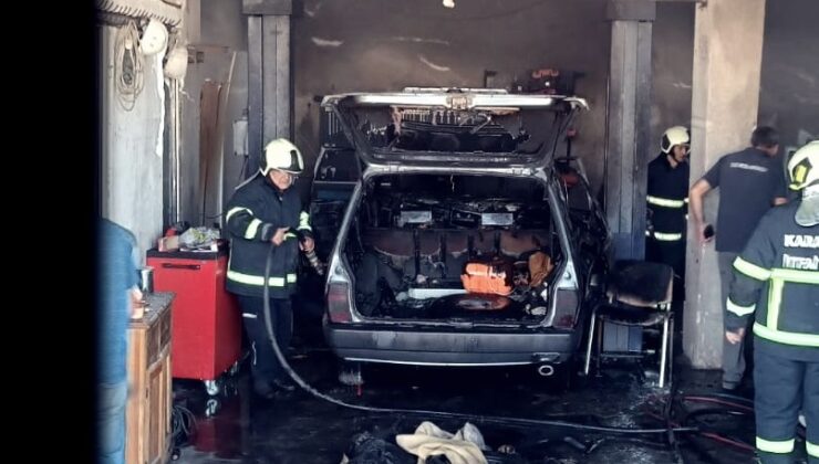 Karabük’te Hurdacılar Sitesinde Çıkan Yangında Otomobil Hurdaya Döndü