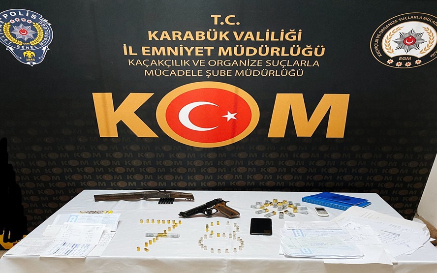 Karabük Emniyet Müdürlüğü KOM Şube ekipleri, Yenice ilçesinde gerçekleştirdikleri operasyonda