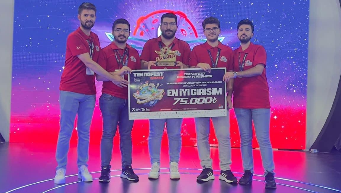 Ankara-Etimesgut Havaalanı’nda düzenlenen TEKNOFEST’te bu yıl eğitimden tarıma, ulaştırmadan uzaya