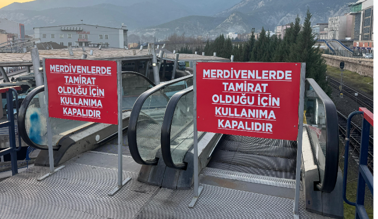 Karabük Belediyesi, şehir genelindeki yürüyen merdivenlerin teknik emniyetini sağlamak amacıyla