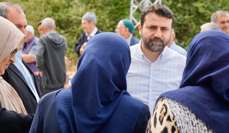 Ak parti Yenice’ye çıkartma yaptı. Son bir aydır Köylerde çalışma