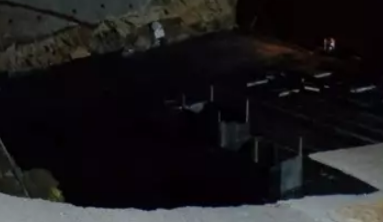 Karabük’te inşaat sahası çalışmaları  kapsamında ki yol  çöktü facia son