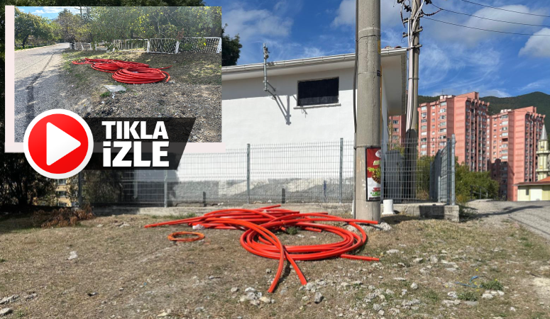 Karabük Yenişehir mahallesinin Cevizlidereye bağlayan tepe başında ki trafonun hemen