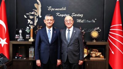 Vedat Yaşar  CHP İl Kongresi sonrası teşekkür mahiyetinde yazılı bir